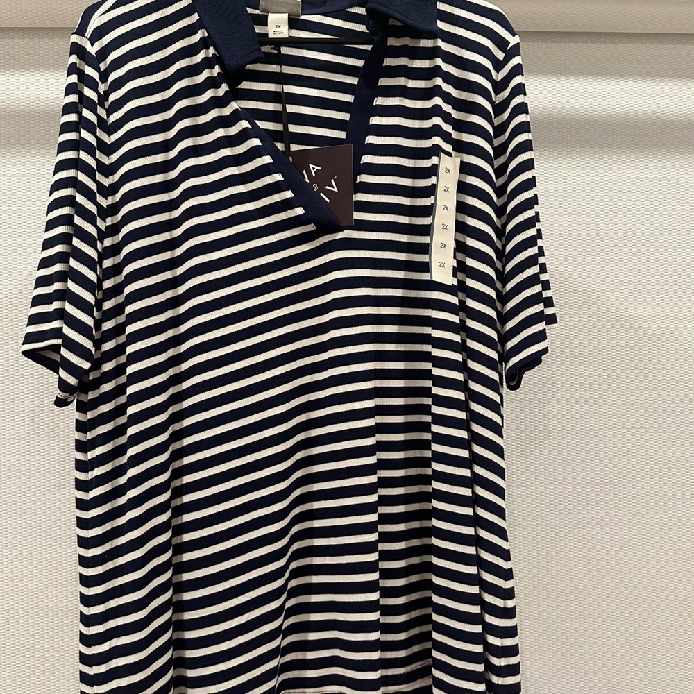 Ava & Viv Classic Navy and White Striped Top